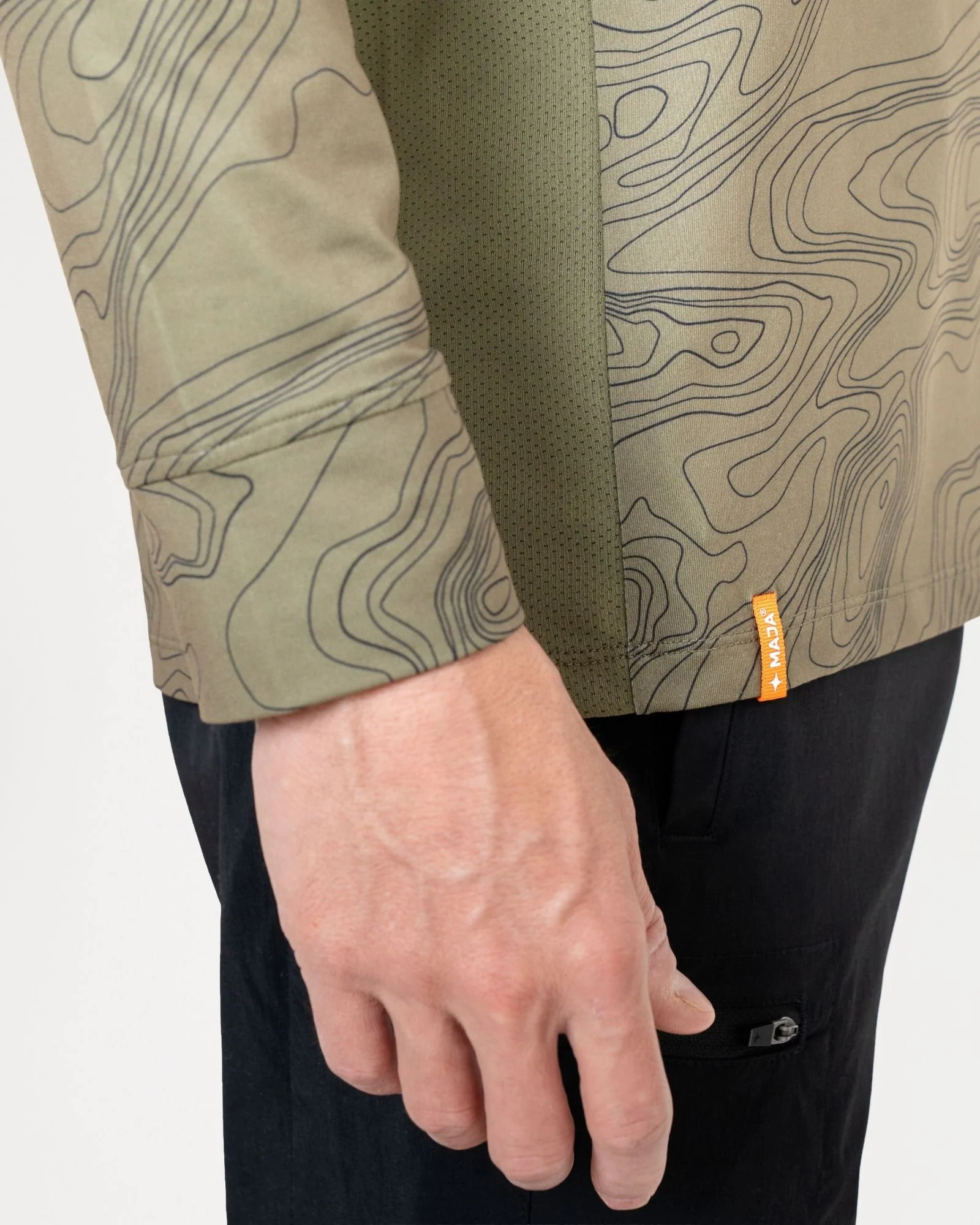 Playera Performance MAJA® Santo - Imagen 5