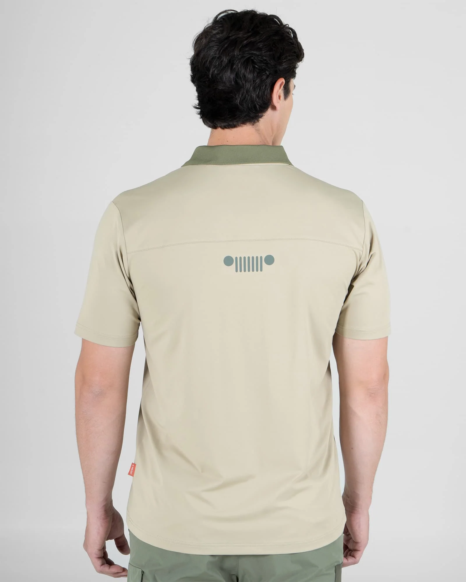 Polo Dri Fit JEEP® x MAJA® Jeepster - Imagen 7