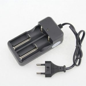 Cargador Doble Universal Para Baterías Recargable 3.7v