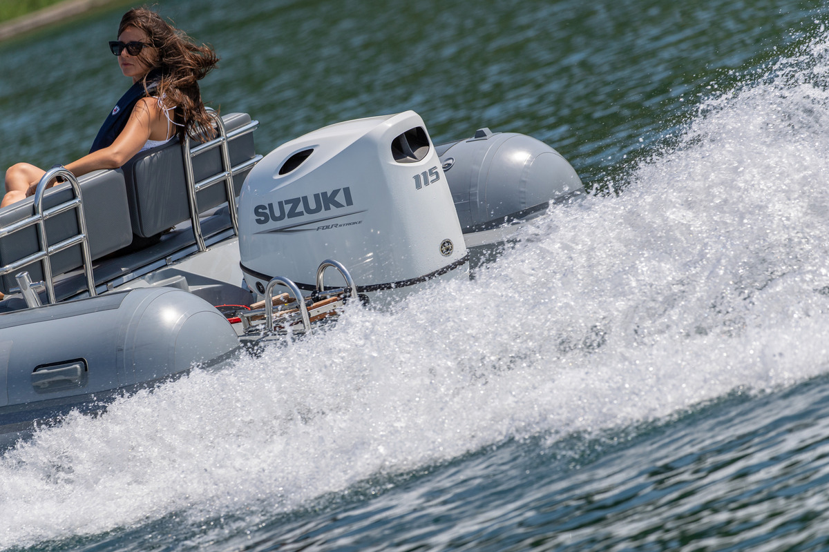 Motor Suzuki Df115btx Fuera D/borda 115hp 4c Inyección 192kg - Imagen 4